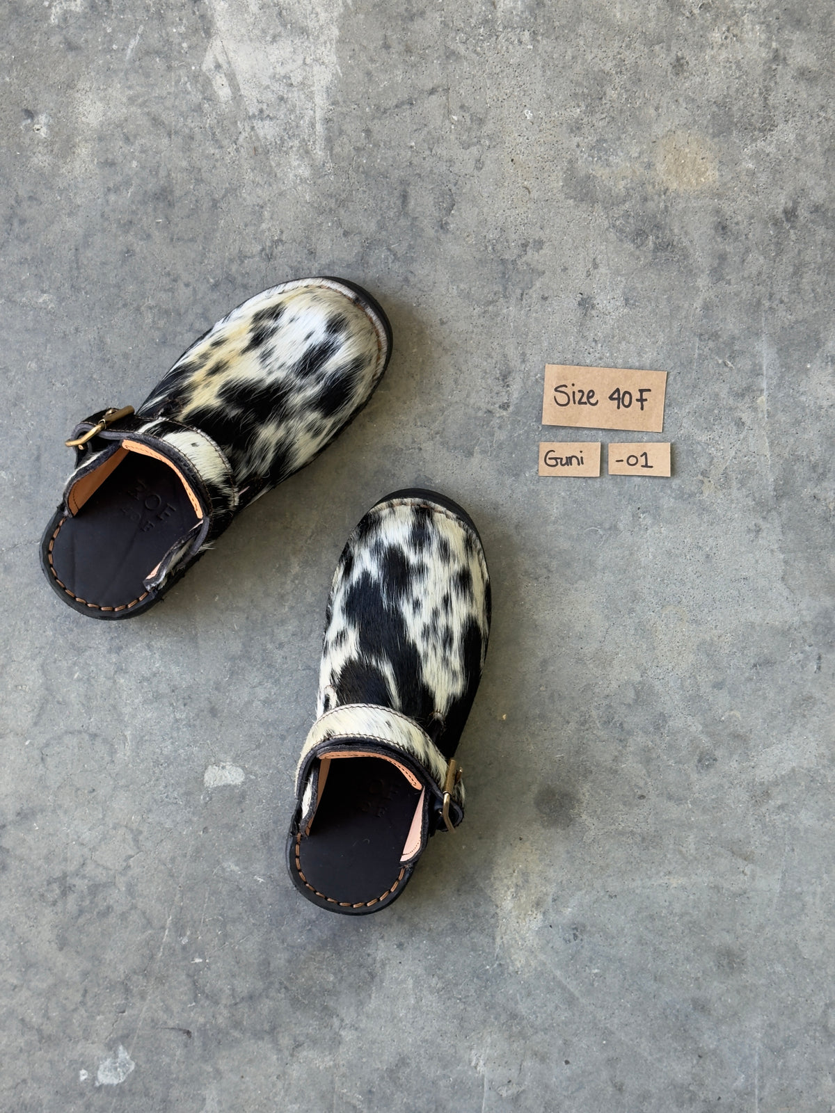 Guni Clog EU 40 Women's — unique Nguni hide pair GN-40F-01