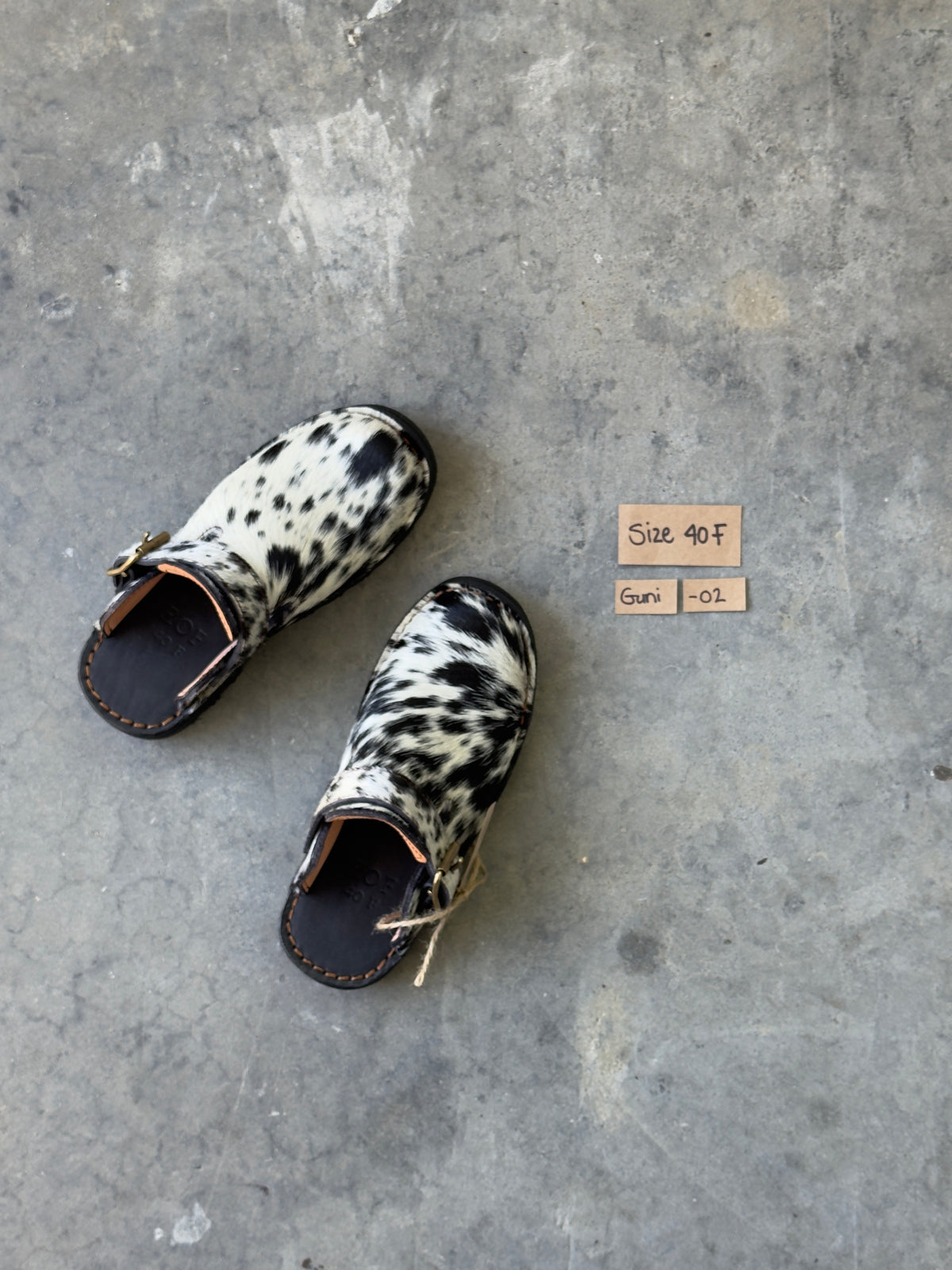 Guni Clog EU 40 Women's — unique Nguni hide pair GN-40F-02