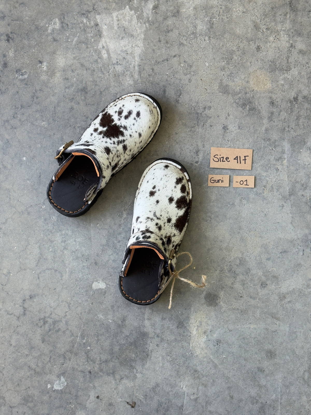 Guni Clog EU 41 Women's — unique Nguni hide pair GN-41F-01