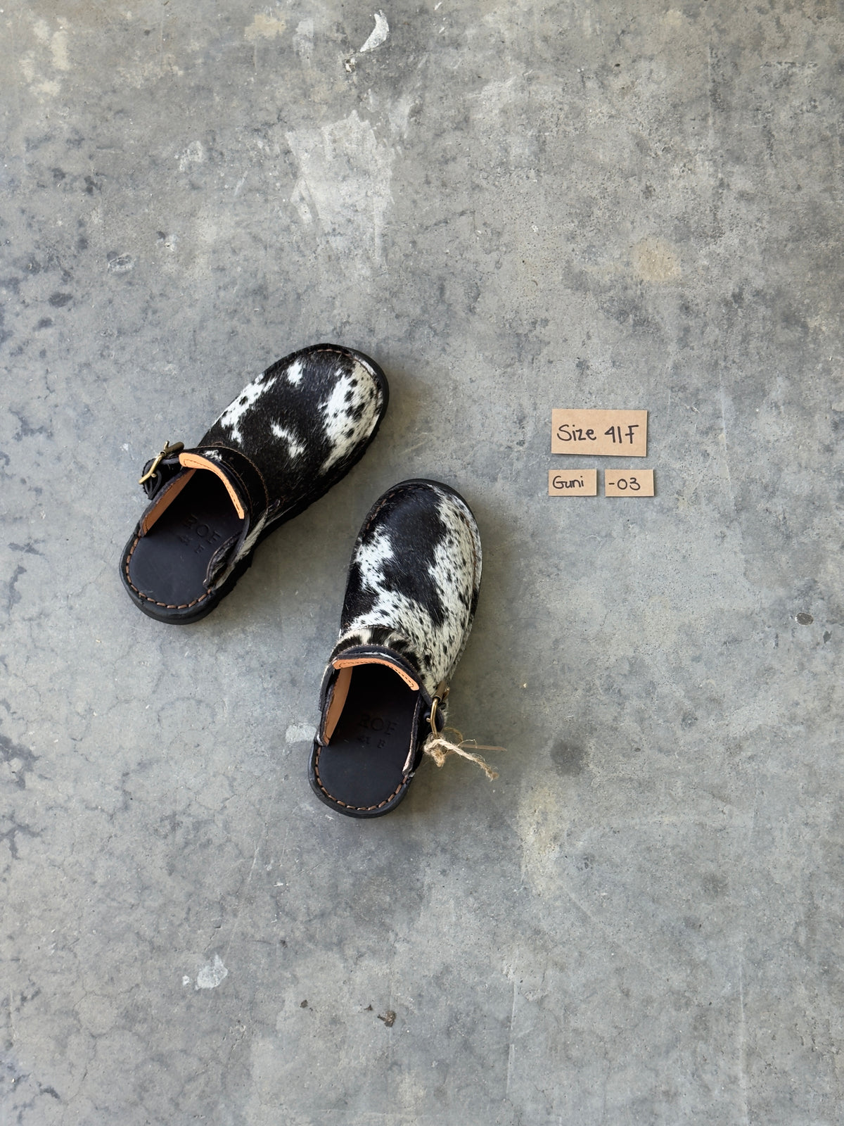 Guni Clog EU 41 Women's — unique Nguni hide pair GN-41F-03
