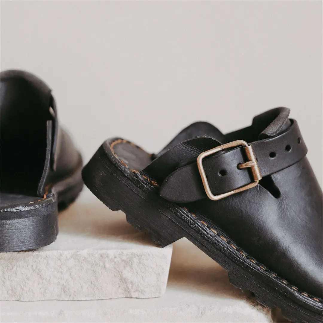 Schwarzer Karoo Clog - Bild 7