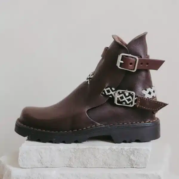 Brown Macramé Straps 39€ / R650