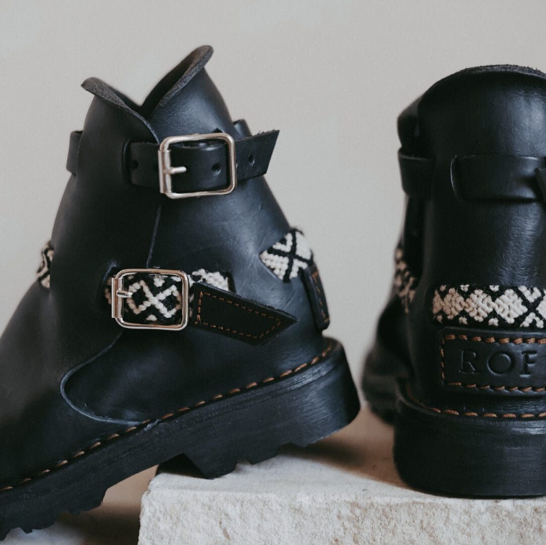 Black Macramé Straps 4 Schwarze Makramee-Riemen - Bild 5