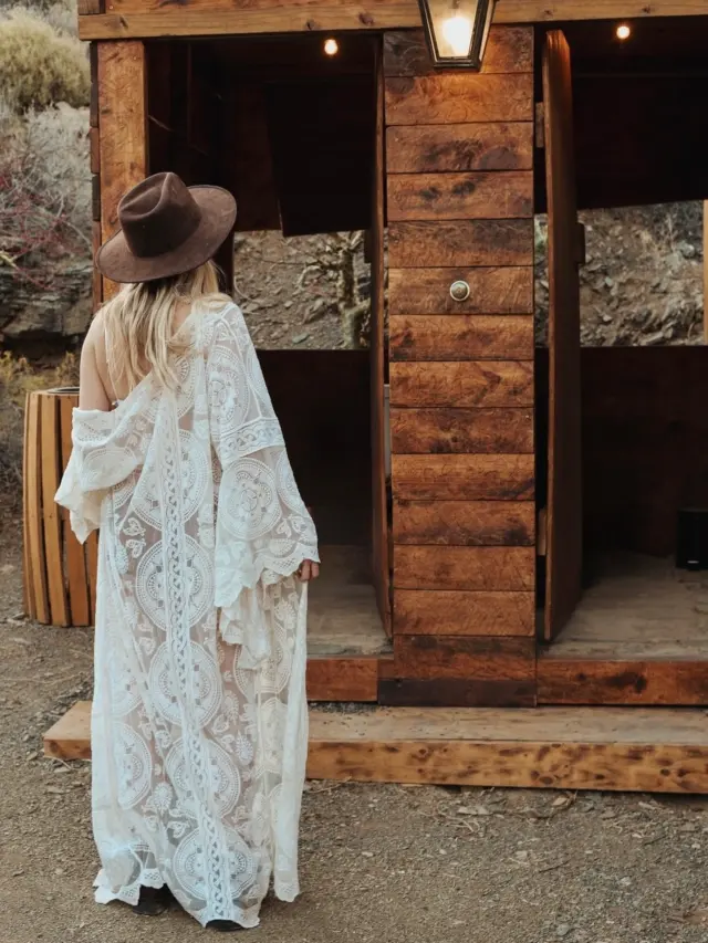 An manchen Tagen fühlt es sich immer noch surreal an, dass das, was als kleiner Traum begann, zu etwas gewachsen ist, das so viele Menschen miteinander verbindet. Ich bin dankbar für jeden Schritt, jede Person und jede Geschichte, die Teil von ROF-Style geworden ist 🤎.